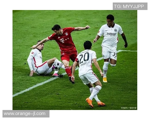 柏林赫塔失利,客场惨遭法兰克福逆转击败:揭示背后原因 柏林赫塔失利,客场惨遭法兰克福逆转击败:揭示背后原因