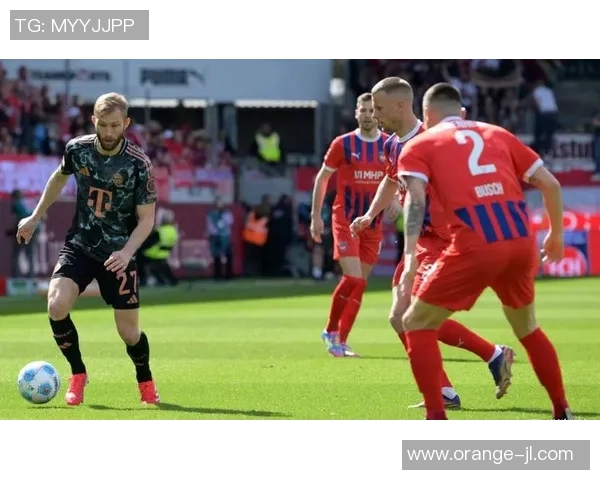 拜仁客场碾压勒沃库森，横扫对手展示强势实力