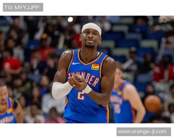 雷霆主场力克国王迎来连胜,球迷热情助威,战火激燃! 雷霆主场力克国王迎来连胜,球迷热情助威,战火激燃!