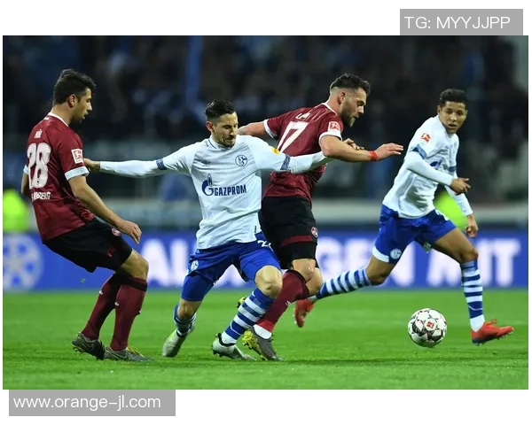 沙尔克04全力备战德甲复出狂潮势不可挡