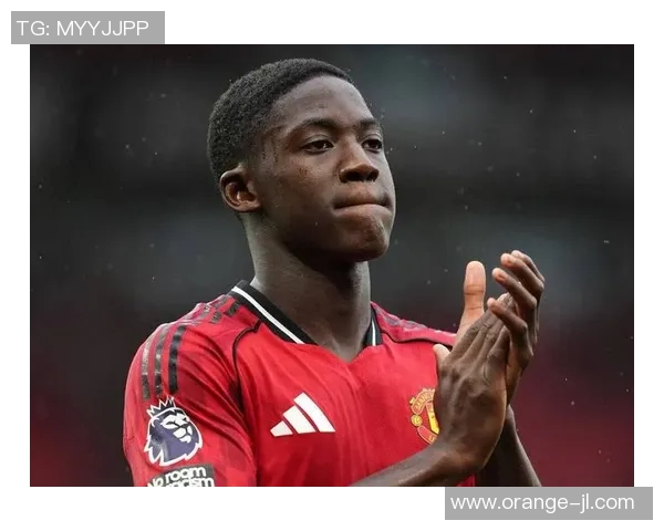 英超球队曼联宣布签约年轻新星,重塑冲击联赛冠军的梦想